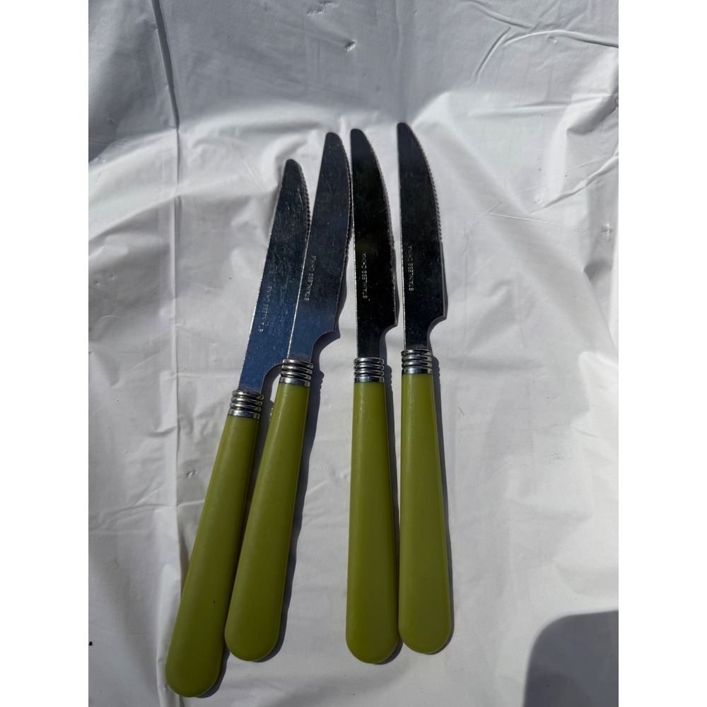 Vtg Stainless China Steak Knives Set of 4 Olive Green Plastic Handle